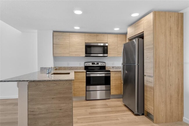 Photo - 1230 Southstation Pl Unidad 311