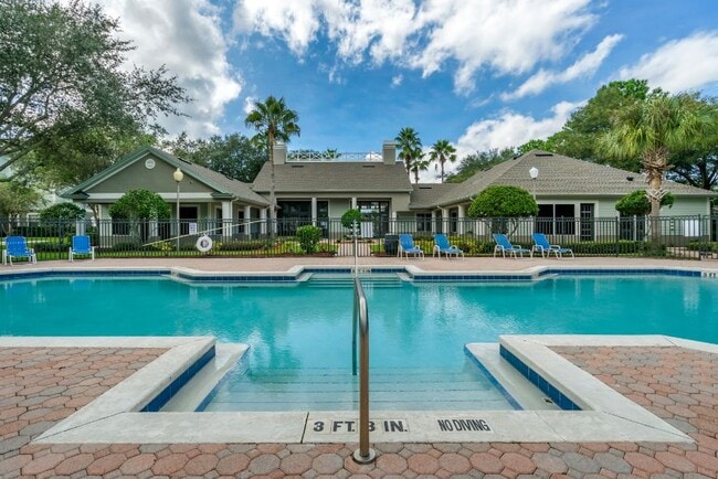 Woodridge Apartments