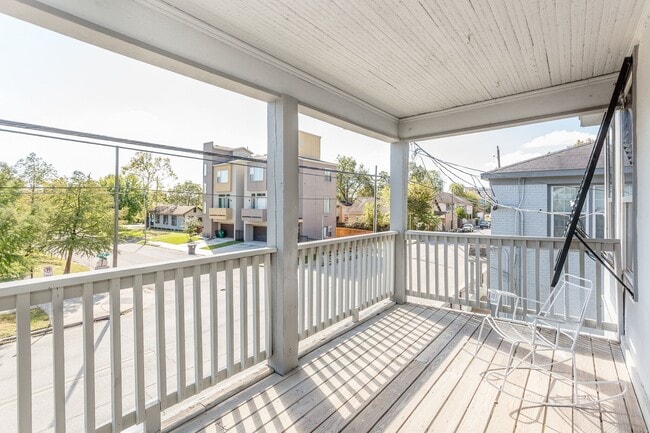 Building Photo - 215 N Milby St Unit 4