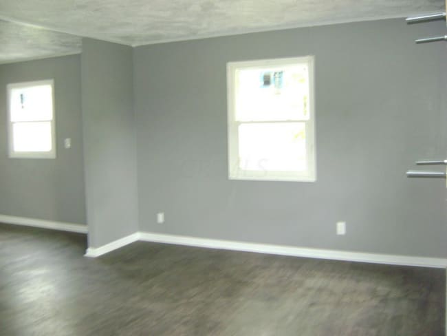 Photo - 2275 Union Ave