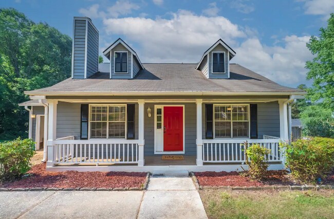 Photo - 1743 Wee Kirk Rd SE