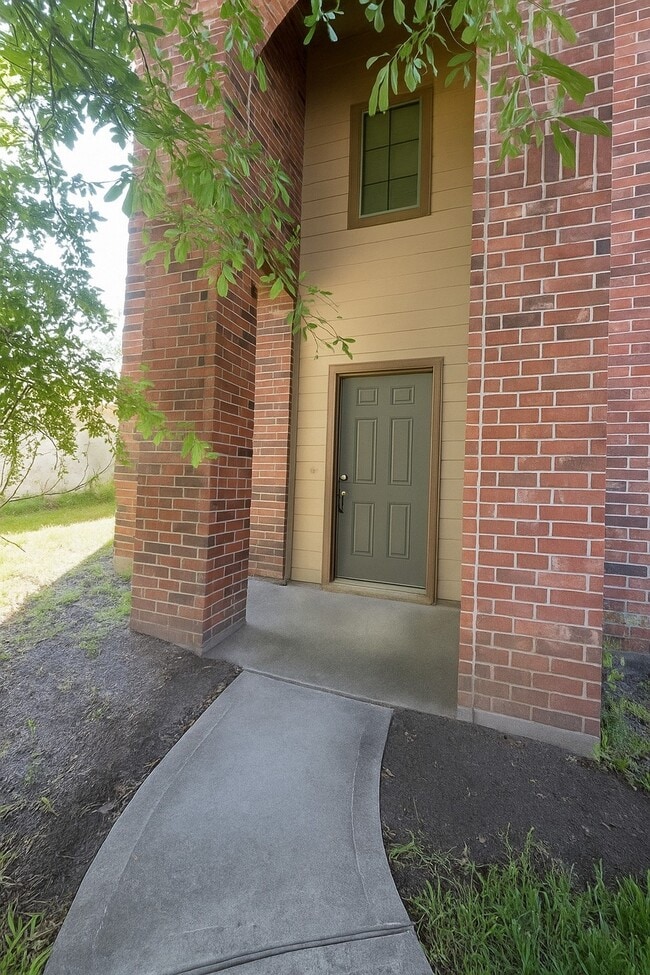 Photo - 808 Katydid Ct