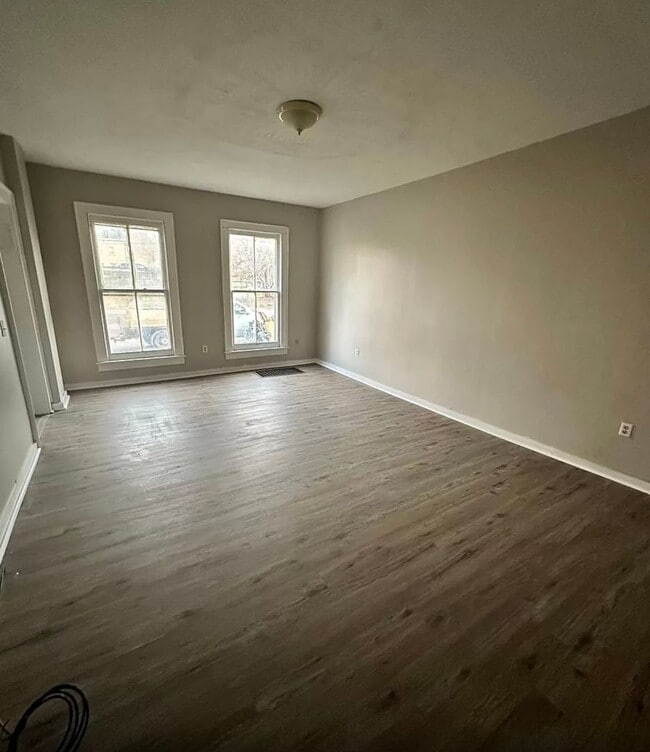 Photo - 1-3 McConnel Avenue Unidad 3