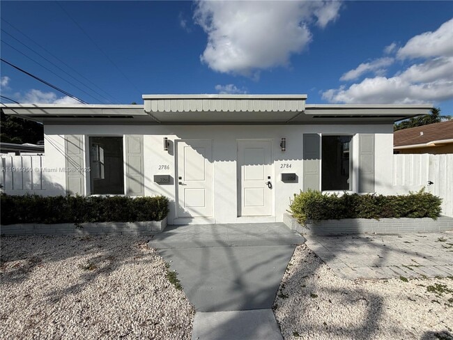 Building Photo - 2784 SW 31st Pl