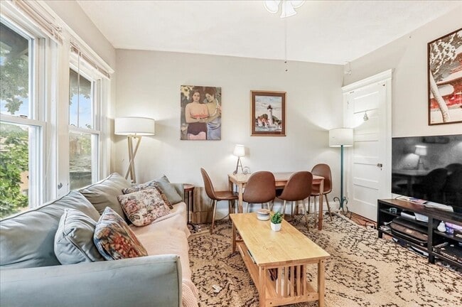 Photo - 1619 Massachusetts Ave Unidad PH37