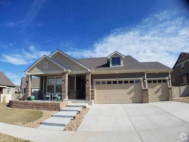 Building Photo - Partially Furnished (or unfurnished) Singl... Rental