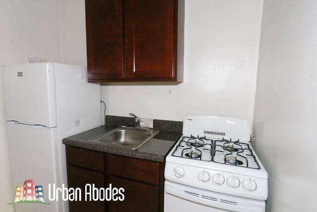 4830 N Damen Ave Unit A04C