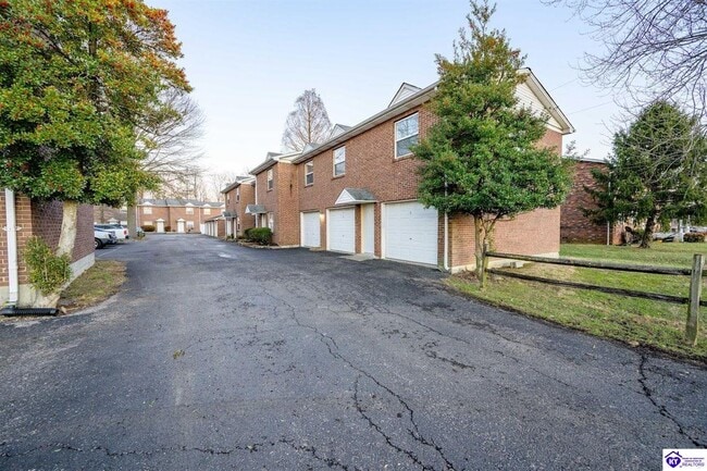 Building Photo - 113 College Street Rd Unit Apt E