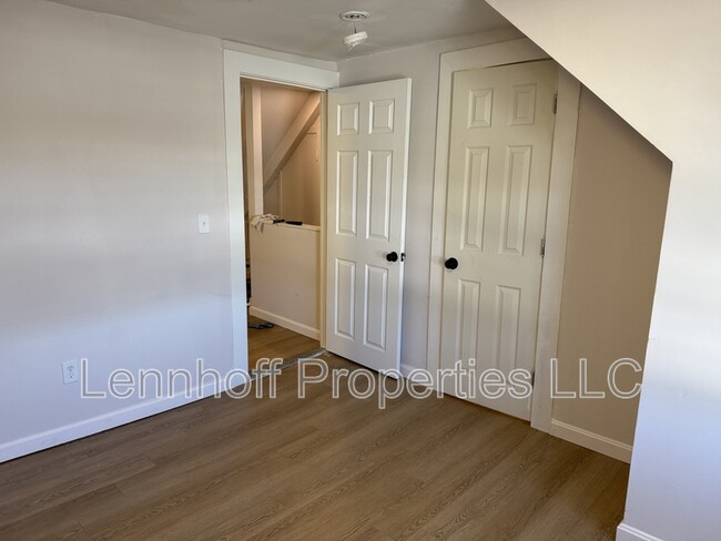 Photo - 31 Hilton St Unit 2