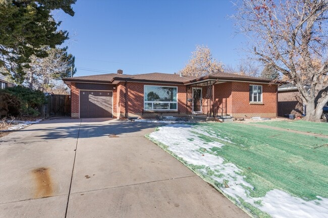 Photo - 1465 S Eaton St