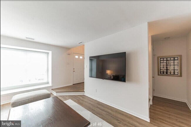 Photo - 5002 Shannon Ct