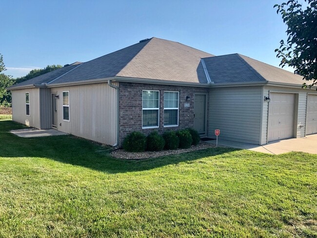 Photo - 124/128 Rock Garden LUO Unidad 128 Rock Garden