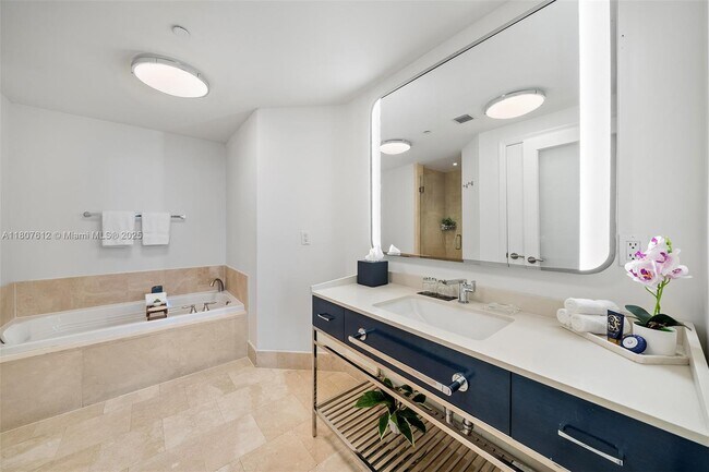 Photo - 4401 Collins Ave Unit 3505