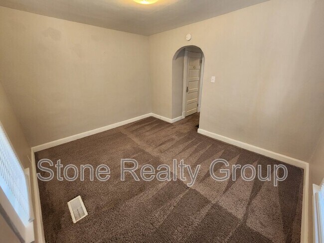 Photo - 2816 Dean Ave House