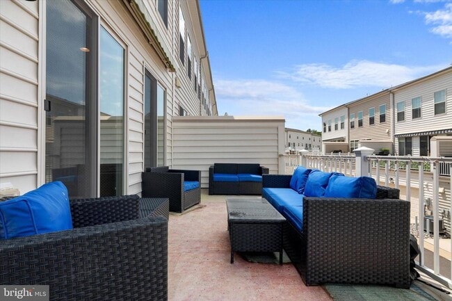 Photo - spacious 3-bedroom, 2 full and 2 half bathroom residence