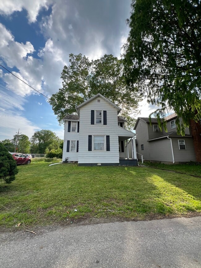 Photo - 139 Whiley Ave House