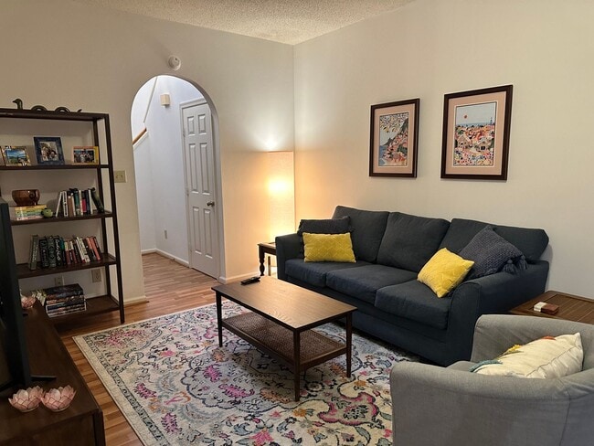 Photo - Townhouse in Chisel Run! Available Now