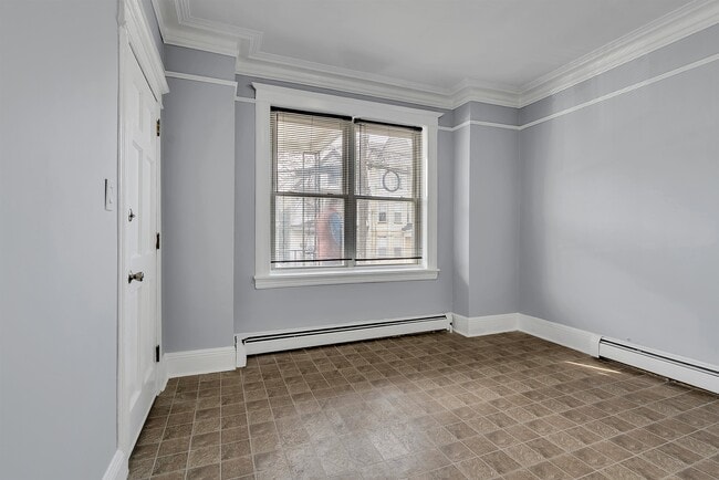 Photo - 42 Greenville Ave Unidad #2