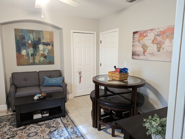 Photo - 3143 Elizabeth St