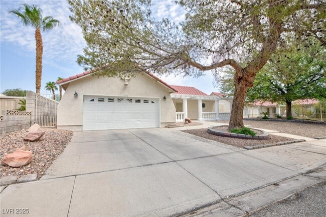 Building Photo - 6442 W Mesa Vista Ave Rental