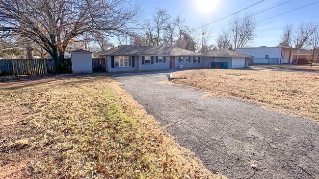 Photo - 13408 Thompson Rd