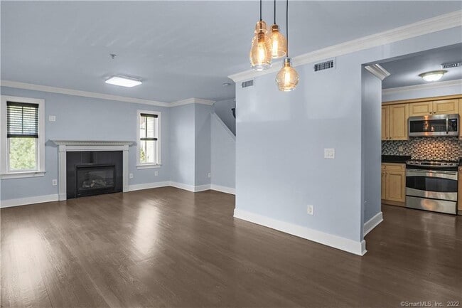 Photo - 109 Forest St Unit 10