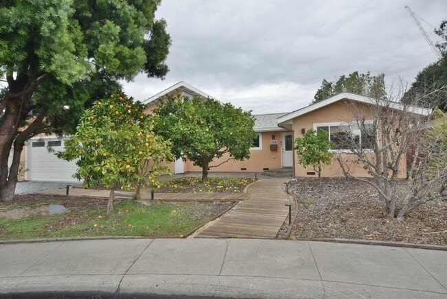 Building Photo - Unique Remodeled Home with European Style in West San Jose