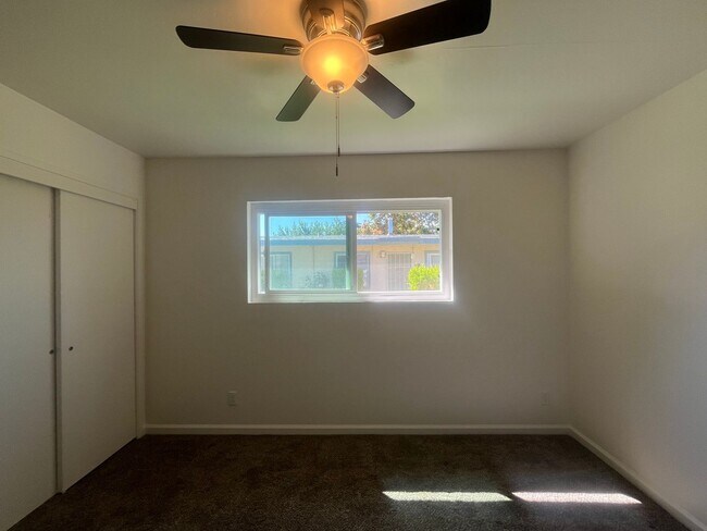 Photo - Charming 3 Bed 1 Bath Home in Downtown Teh...