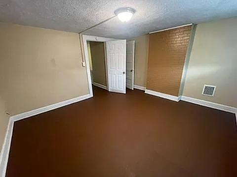 Photo - 2407 E 16th St