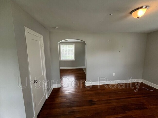 Photo - 1807 National St