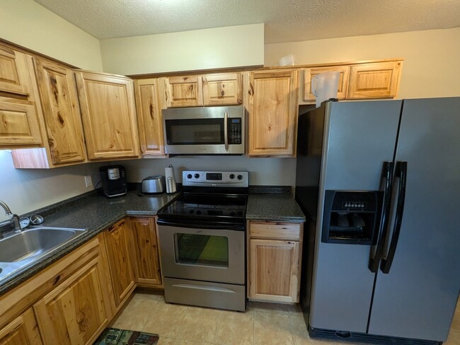 Photo - Riverstone Apartments