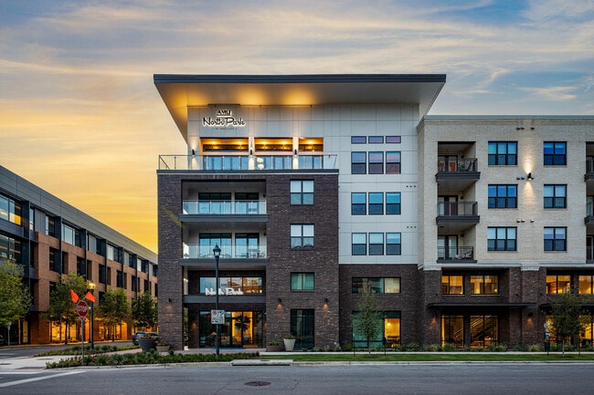Building Photo - AMLI North Park Rental