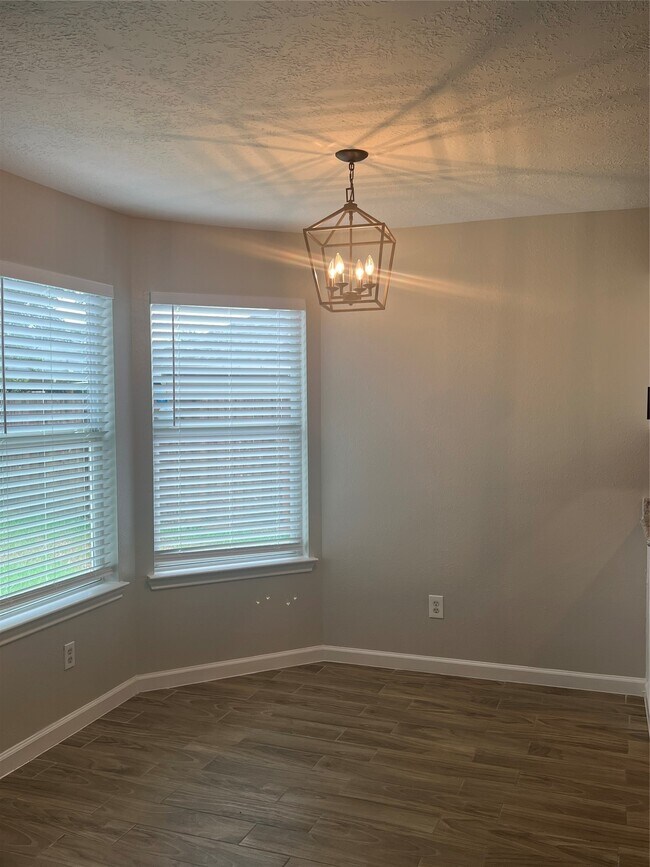 Photo - 12035 Duane St