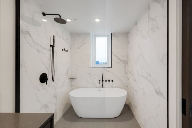 Photo - 952 Johnson St Unit ID1223271P