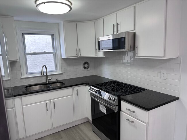 Photo - 6515 Hudson Ave Unidad Fl 2