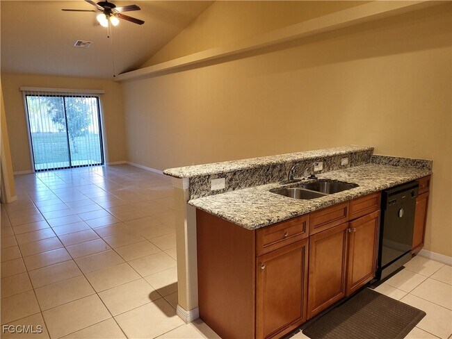 Photo - 4529 SW 8th Pl