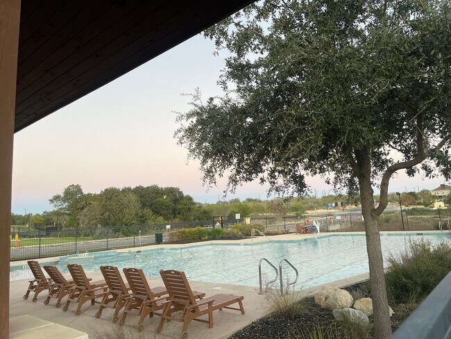 Photo - 2038 Rhesus Vw