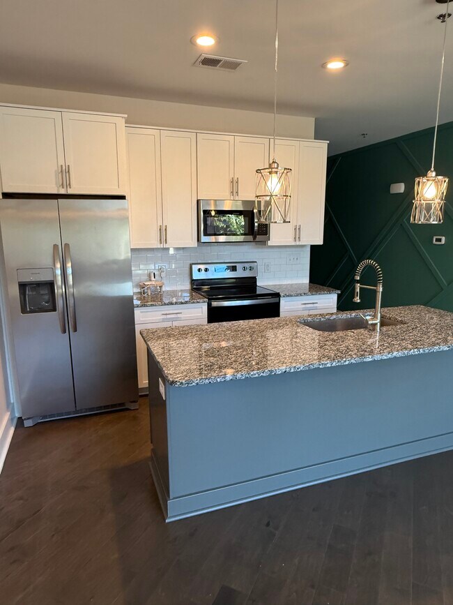 Photo - 501 E 37th St Unit Condo in downtown Noda