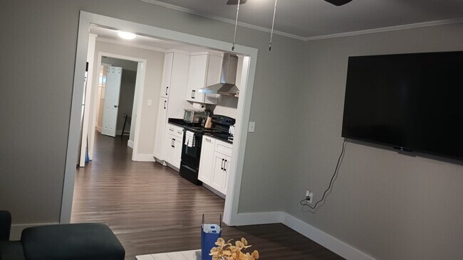 Photo - 214 McGarity St Unit SI ID1234773P