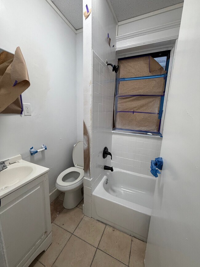 Photo - 66 N Grove St Unit 4