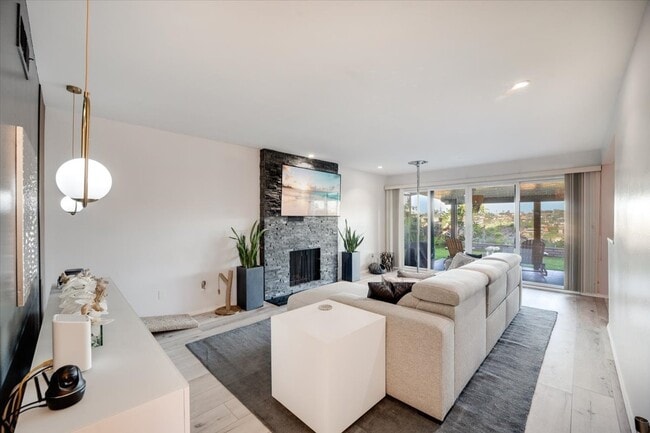 Photo - 1520 Watwood Rd