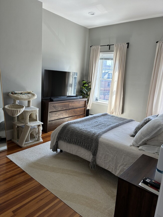 Photo - 373-391-391 Cambridge St Unit 385-02