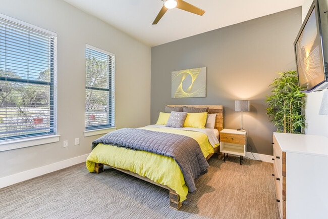 Photo - 12715 Trail Driver Unit ID1314618P