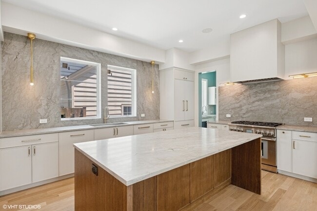 Photo - 146 Sterling Ln