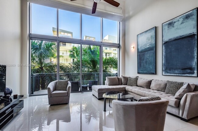 Photo - 6000 Collins Ave Unidad 346