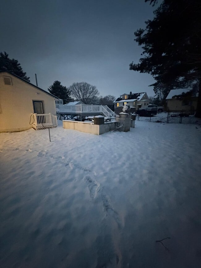 Photo - 325 Richfield St