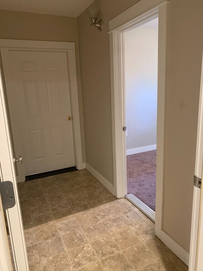 Photo - Large Four Bedroom House in Newberg