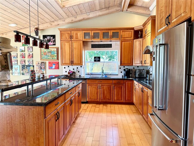 Photo - 960 Bayberry Point Dr