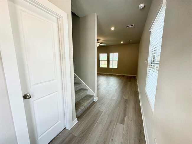 Photo - 12176 Ridge Top Dr