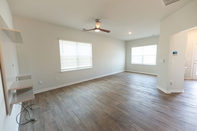 Photo - 3813 Buckskin Wy